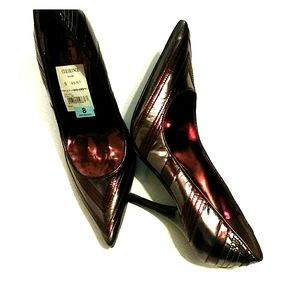 Brand New Carlos Santana Pumps /Heels
